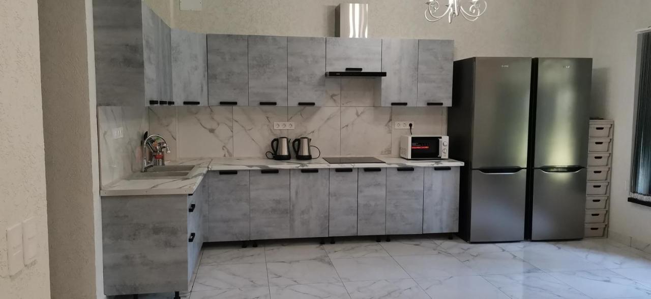 Гостевой Дом Атакар Hotel Gagra Bagian luar foto
