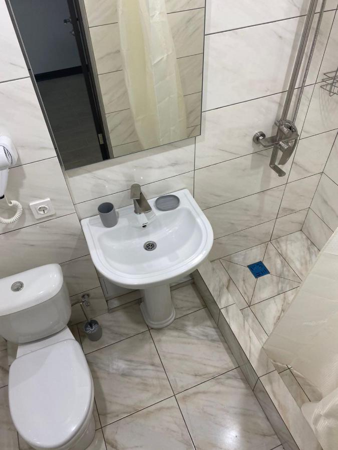 Гостевой Дом Атакар Hotel Gagra Bagian luar foto